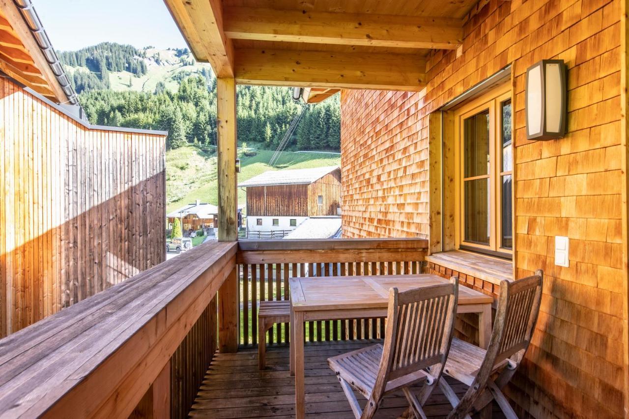Alpin Chalet Schröcken מראה חיצוני תמונה